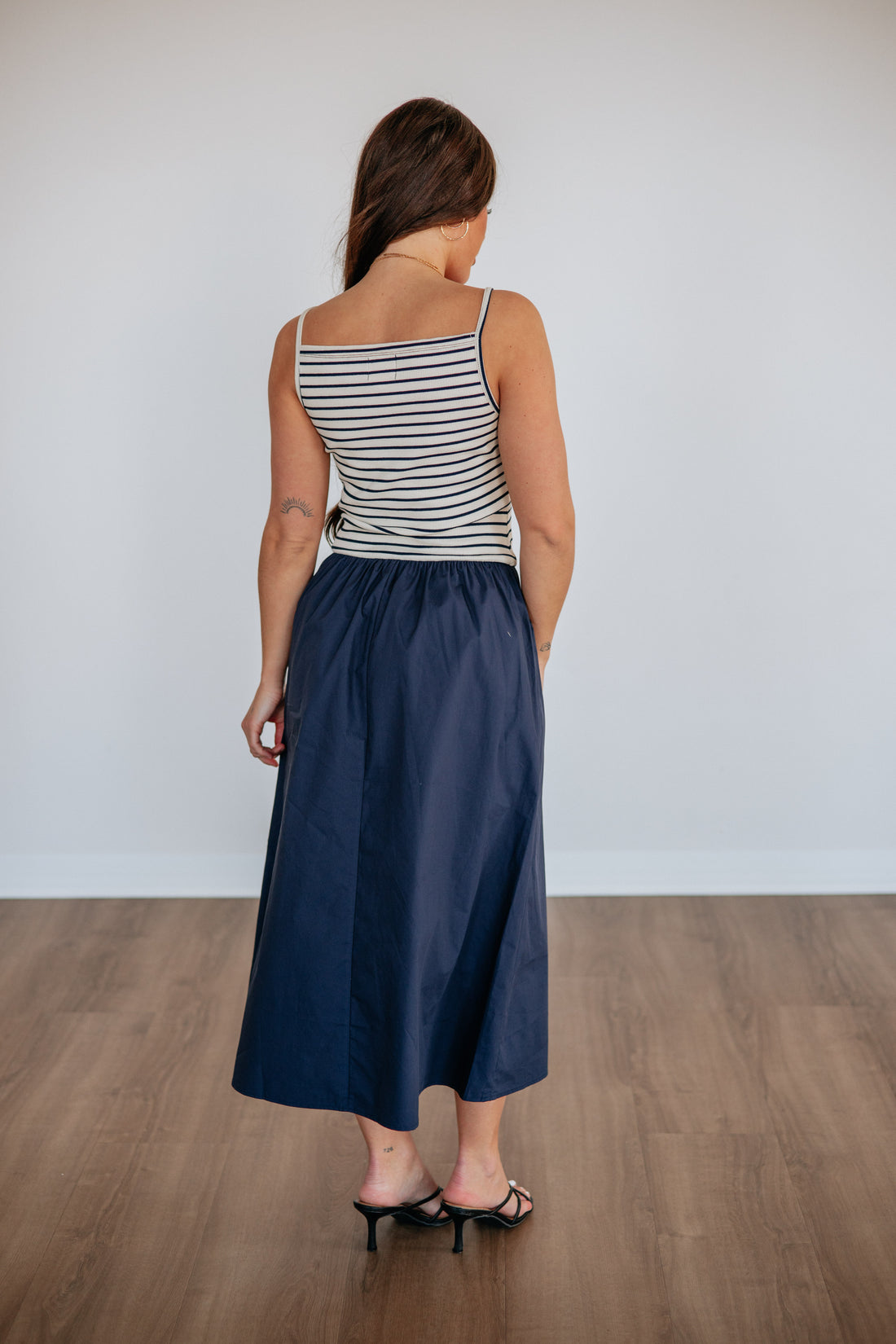 #color_navy