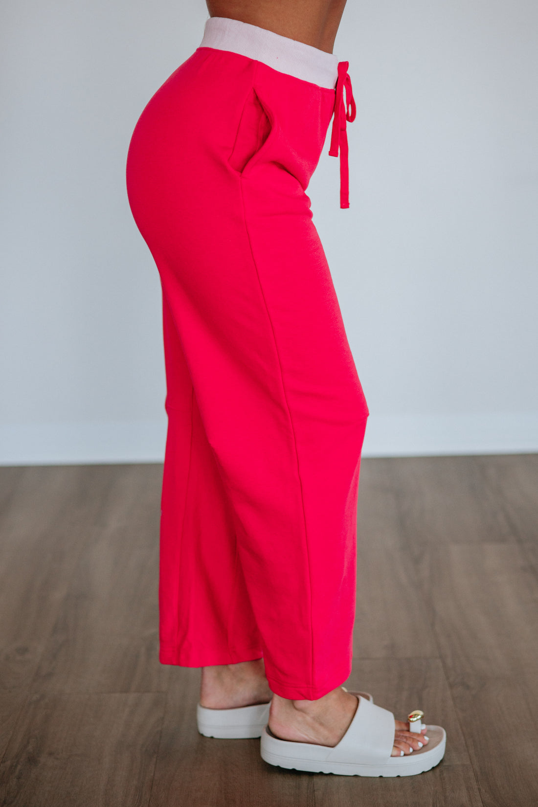 #color_raspberry-red