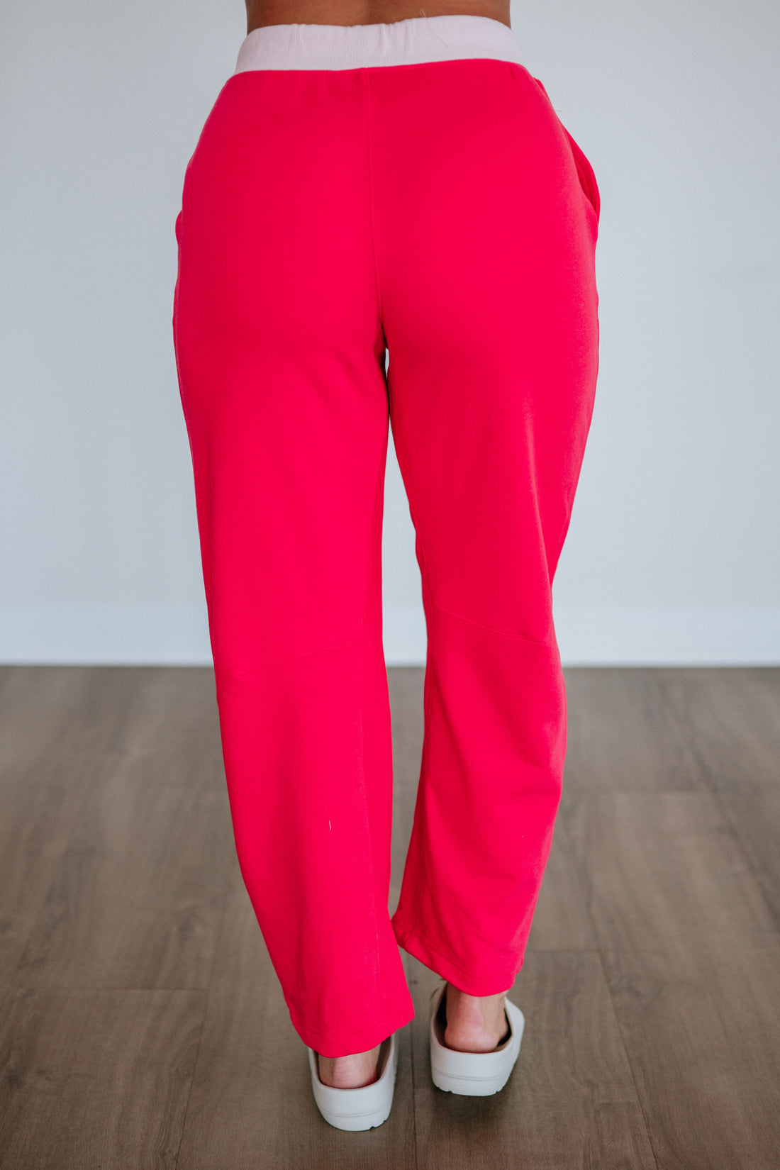 #color_raspberry-red