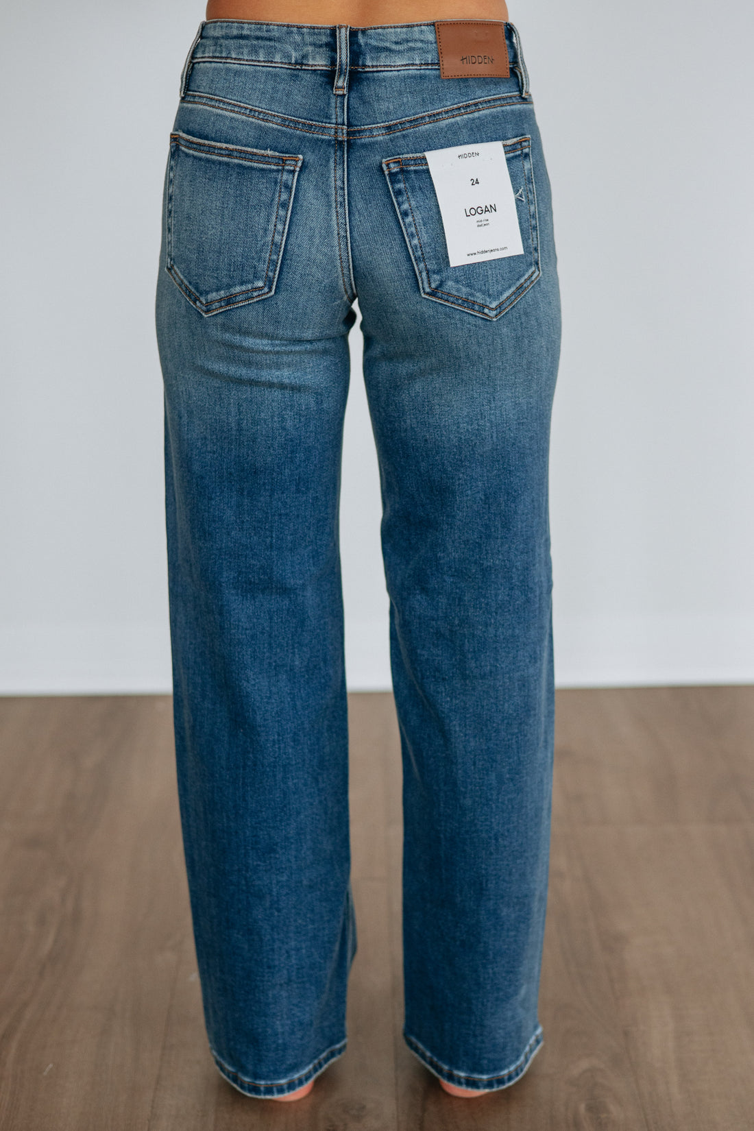 Logan Hidden Jeans - Dark Wash