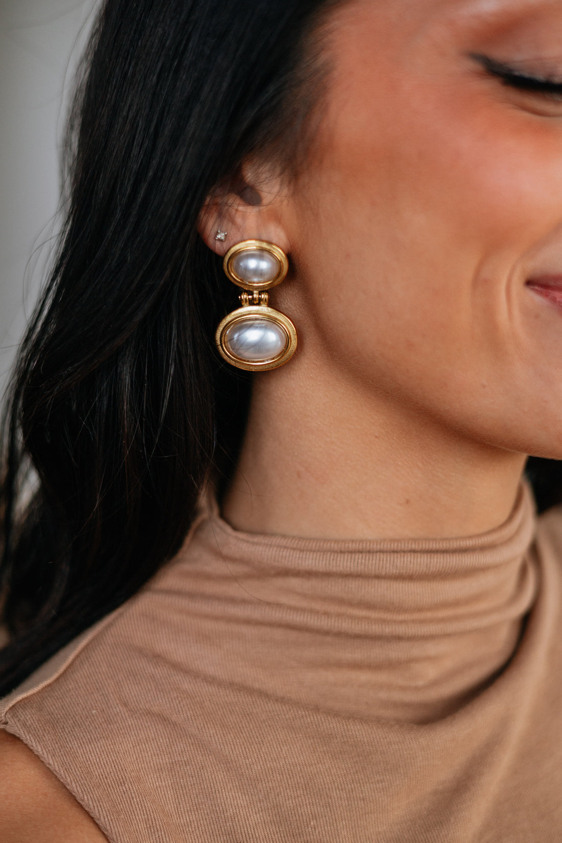 Darby Pearl Earrings