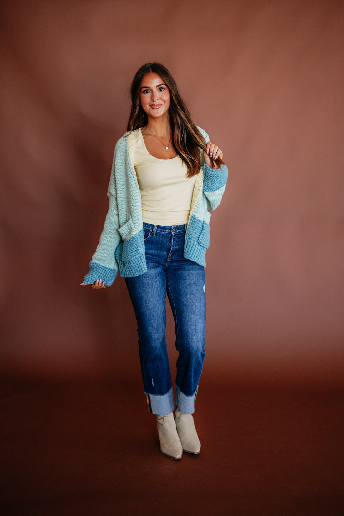 #color_dusty-mint