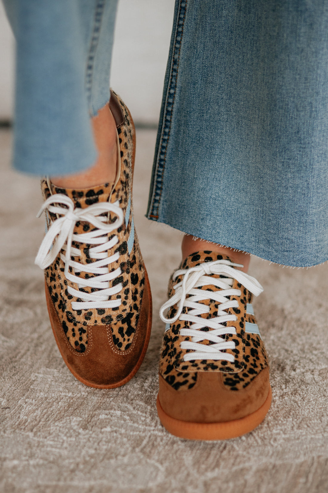 #color_leopard-blue