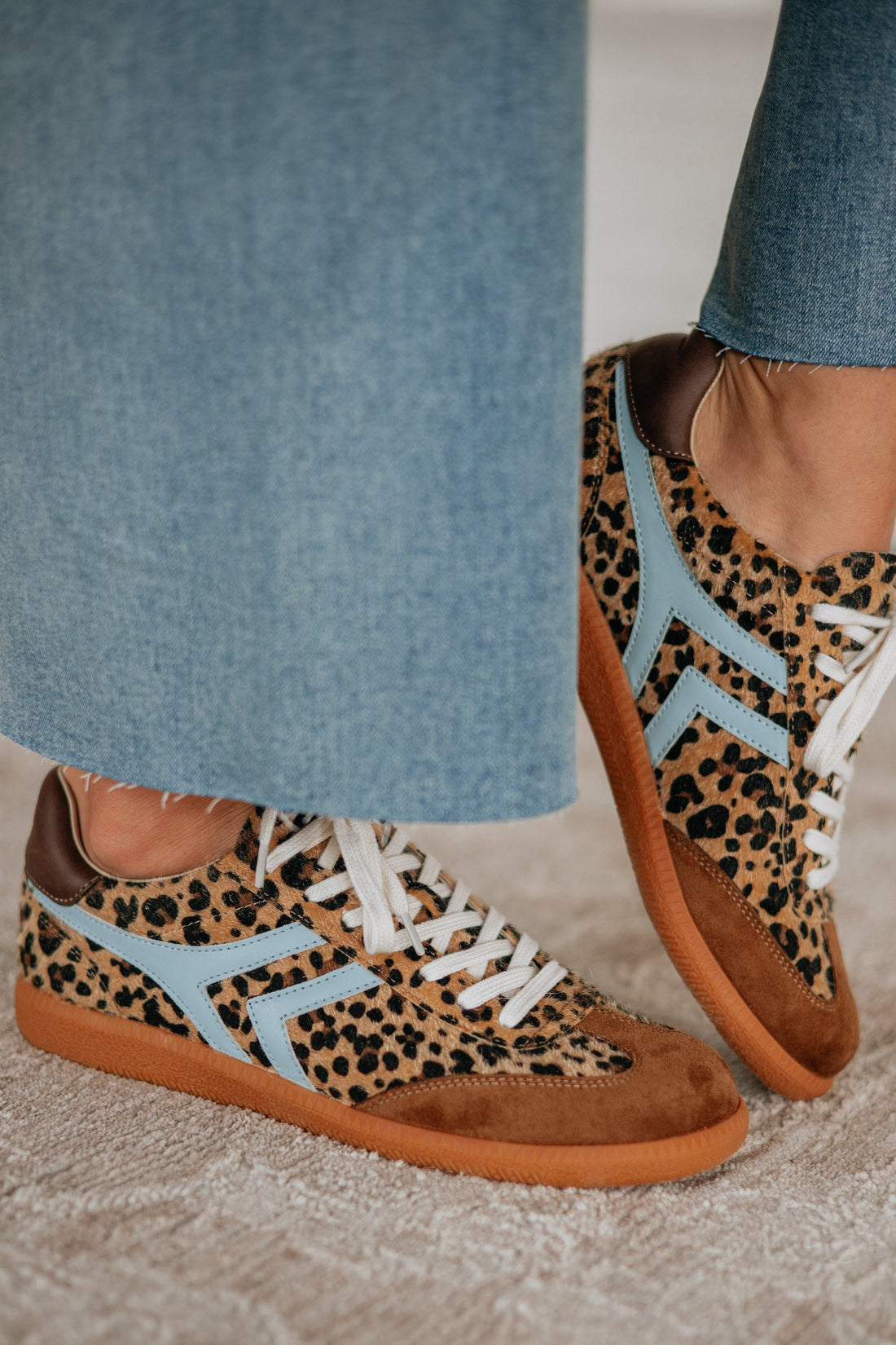 #color_leopard-blue